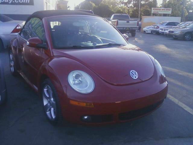 2006 Volkswagen New Beetle Reg Cab 118 WB