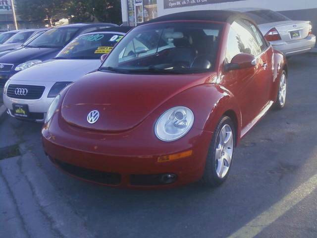 2006 Volkswagen New Beetle Reg Cab 118 WB