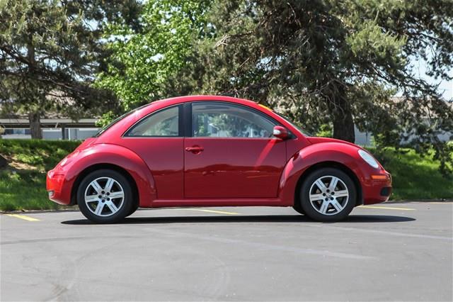 2006 Volkswagen New Beetle SR5 4x4 TRD Sport