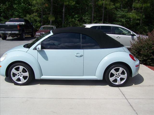 2006 Volkswagen New Beetle Unknown