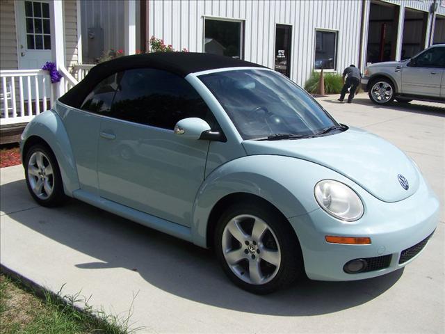 2006 Volkswagen New Beetle Unknown