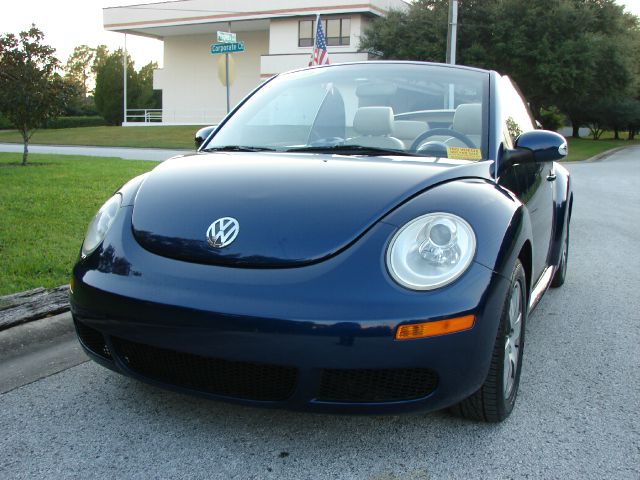 2006 Volkswagen New Beetle Reg Cab 118 WB