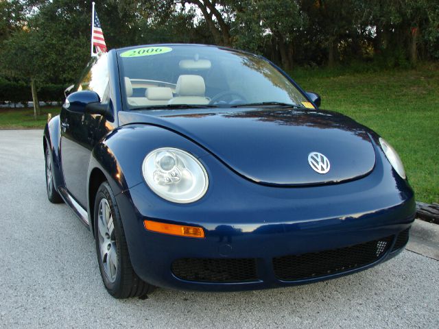 2006 Volkswagen New Beetle Reg Cab 118 WB