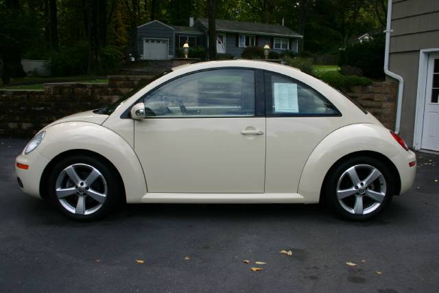 2006 Volkswagen New Beetle GS-R