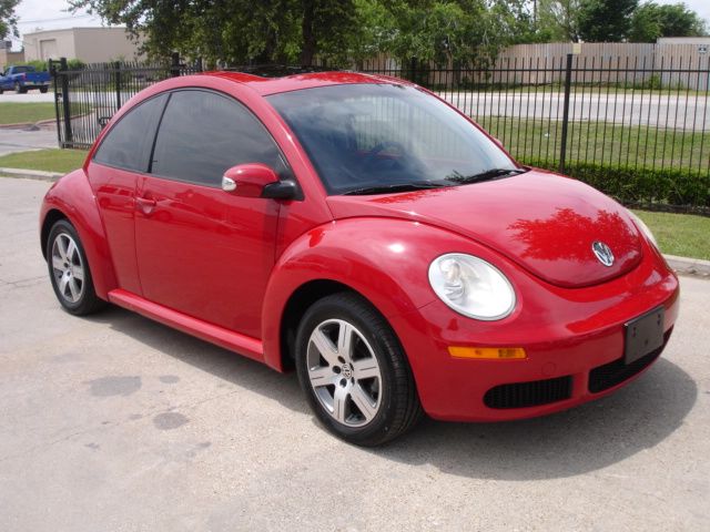 2006 Volkswagen New Beetle CD With MP3