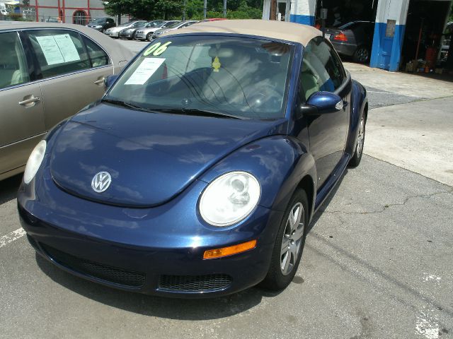 2006 Volkswagen New Beetle Reg Cab 118 WB