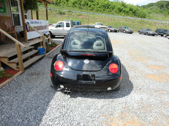 2006 Volkswagen New Beetle Unknown