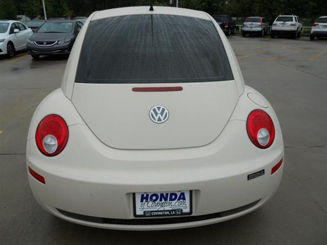 2006 Volkswagen New Beetle CD With MP3