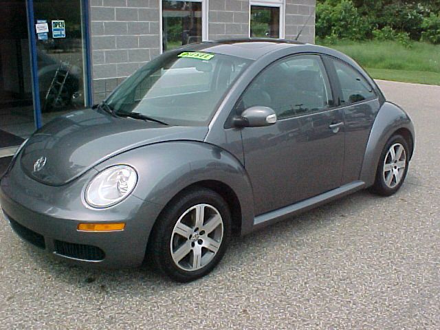 2006 Volkswagen New Beetle CD With MP3