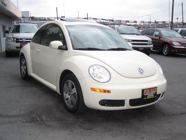 2006 Volkswagen New Beetle CD With MP3