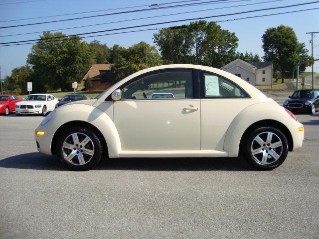 2006 Volkswagen New Beetle Unknown