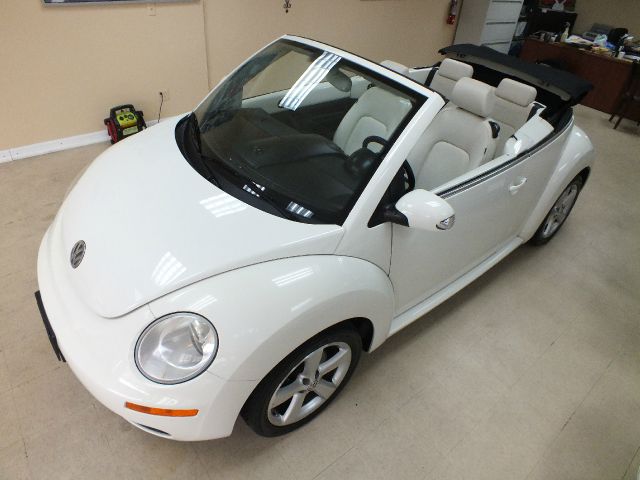 2007 Volkswagen New Beetle BASE W/1sv