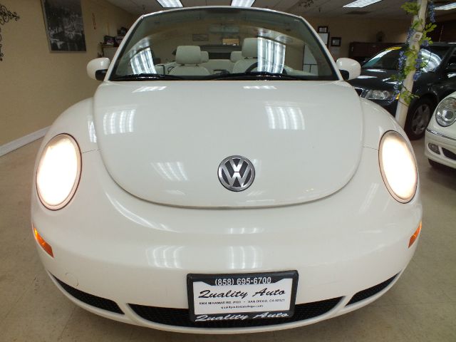 2007 Volkswagen New Beetle BASE W/1sv