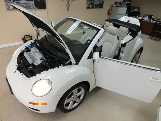 2007 Volkswagen New Beetle BASE W/1sv