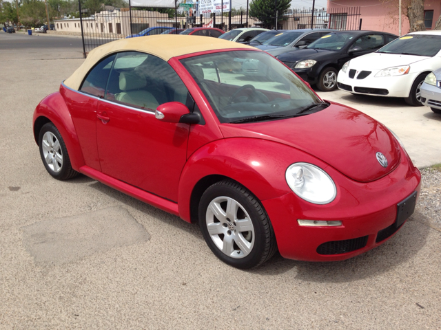 2007 Volkswagen New Beetle Reg Cab 118 WB