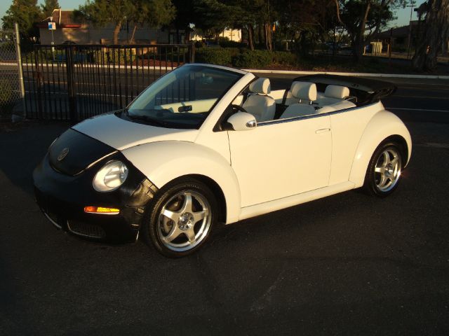 2007 Volkswagen New Beetle BASE W/1sv