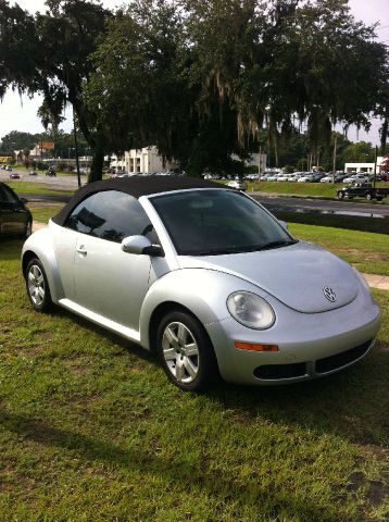 2007 Volkswagen New Beetle Reg Cab 118 WB