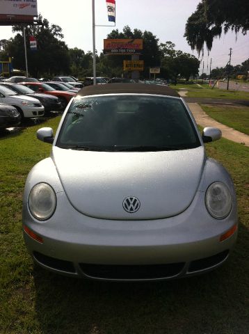 2007 Volkswagen New Beetle Reg Cab 118 WB