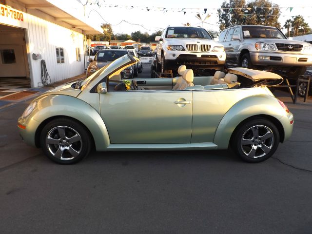 2007 Volkswagen New Beetle BASE W/1sv