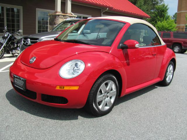 2007 Volkswagen New Beetle Reg Cab 118 WB