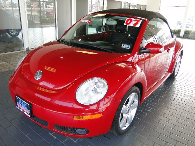 2007 Volkswagen New Beetle Reg Cab 118 WB