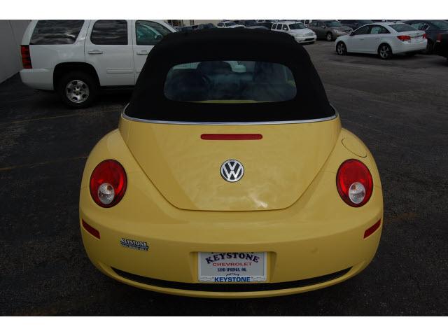 2008 Volkswagen New Beetle XR