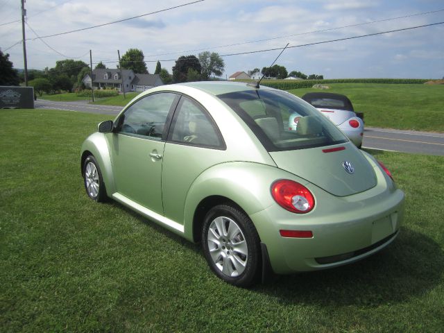 2009 Volkswagen New Beetle Supercharged Notchback