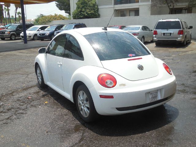 2009 Volkswagen New Beetle XR