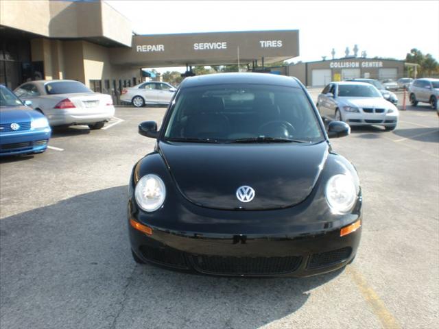 2009 Volkswagen New Beetle XR