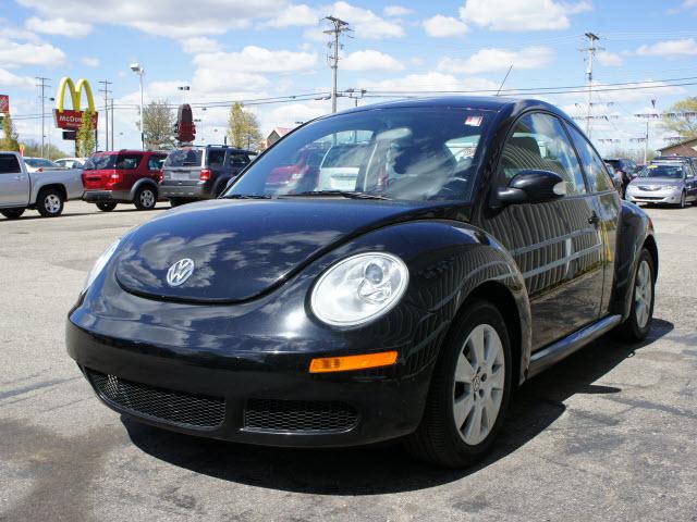 2009 Volkswagen New Beetle Unknown