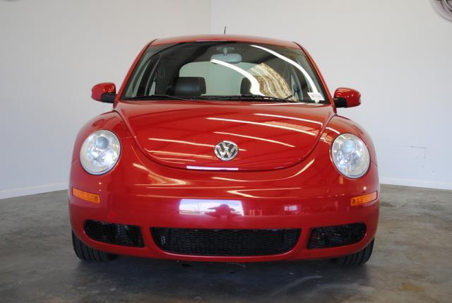 2010 Volkswagen New Beetle 4.8is Navigation AIR Suspension Panorama ROOF PREM