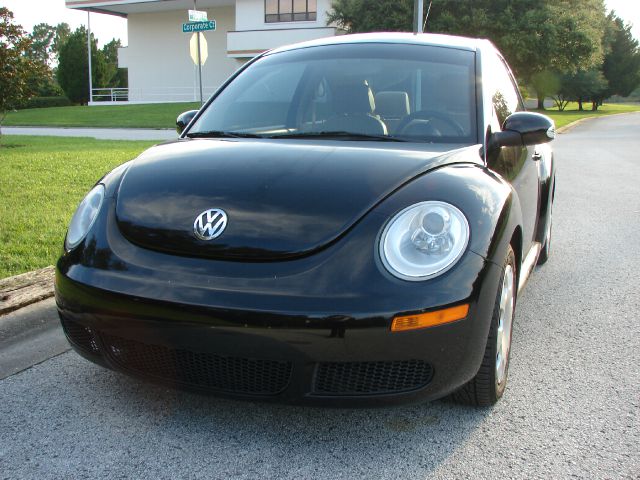 2010 Volkswagen New Beetle Limited Wagon