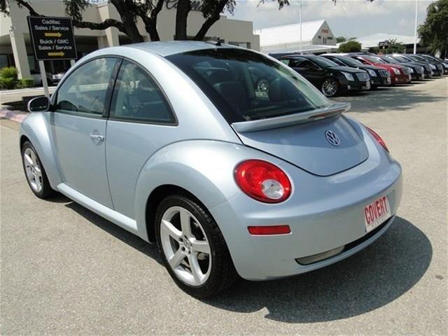 2010 Volkswagen New Beetle 4.8is Navigation AIR Suspension Panorama ROOF PREM