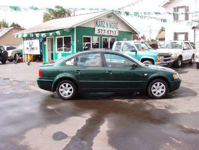 1999 Volkswagen Passat SE Crew Cab 4WD FFV