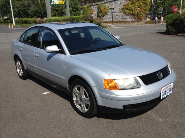 2000 Volkswagen Passat SE Crew Cab 4WD FFV