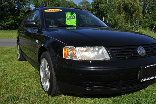 2000 Volkswagen Passat SE Crew Cab 4WD FFV