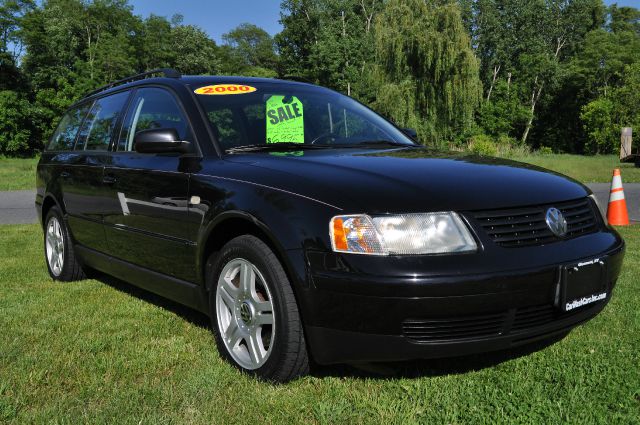 2000 Volkswagen Passat SE Crew Cab 4WD FFV