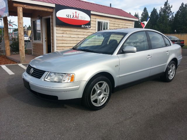 2000 Volkswagen Passat SE Crew Cab 4WD FFV