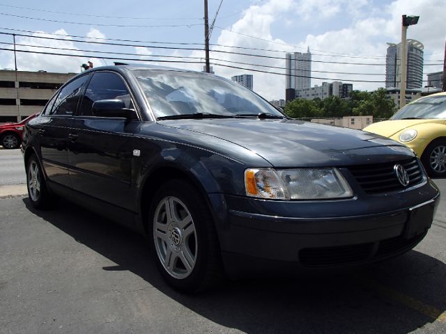 2000 Volkswagen Passat SE Crew Cab 4WD FFV