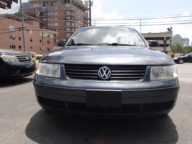 2000 Volkswagen Passat SE Crew Cab 4WD FFV