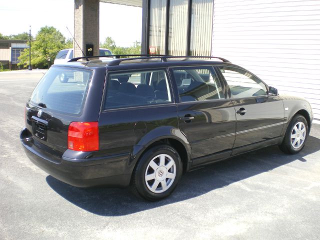 2000 Volkswagen Passat 4.2 Quattro