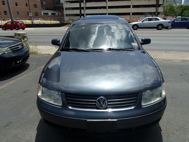 2000 Volkswagen Passat SE Crew Cab 4WD FFV