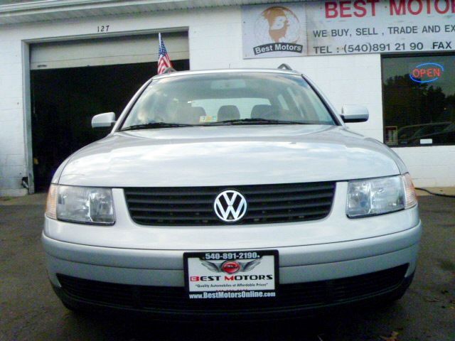 2000 Volkswagen Passat SE Crew Cab 4WD FFV