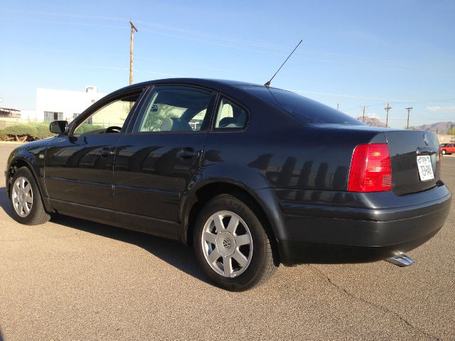 2000 Volkswagen Passat PK