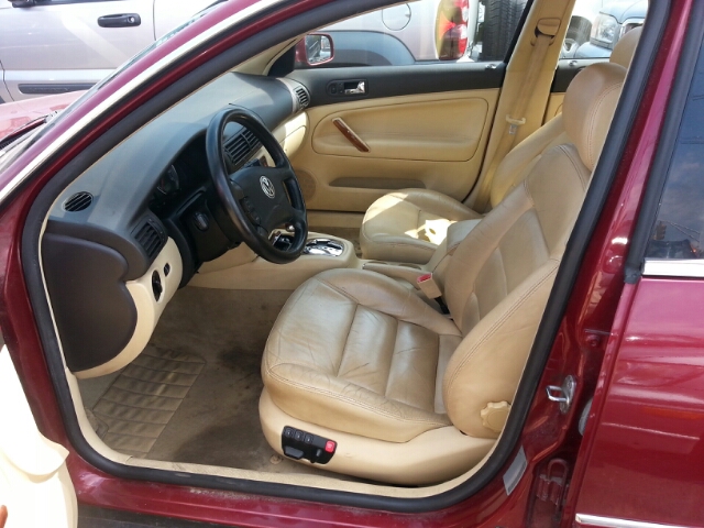 2001 Volkswagen Passat LS W/leather Seats