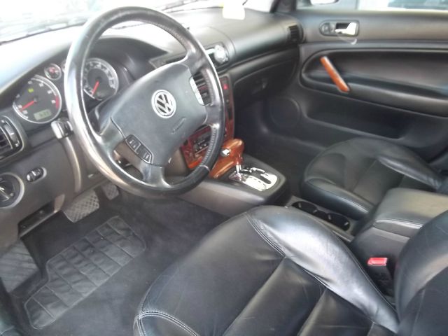 2001 Volkswagen Passat SE Crew Cab 4WD FFV