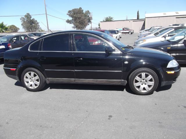 2001 Volkswagen Passat SE Crew Cab 4WD FFV