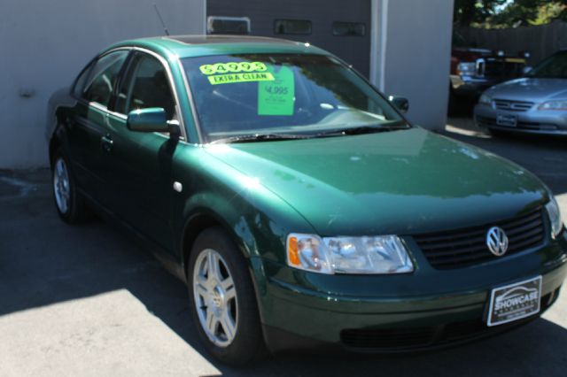 2001 Volkswagen Passat SE Crew Cab 4WD FFV