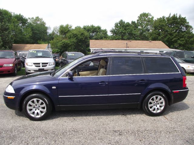 2001 Volkswagen Passat FWD 4dr Sport