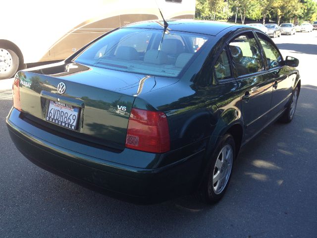 2001 Volkswagen Passat PK